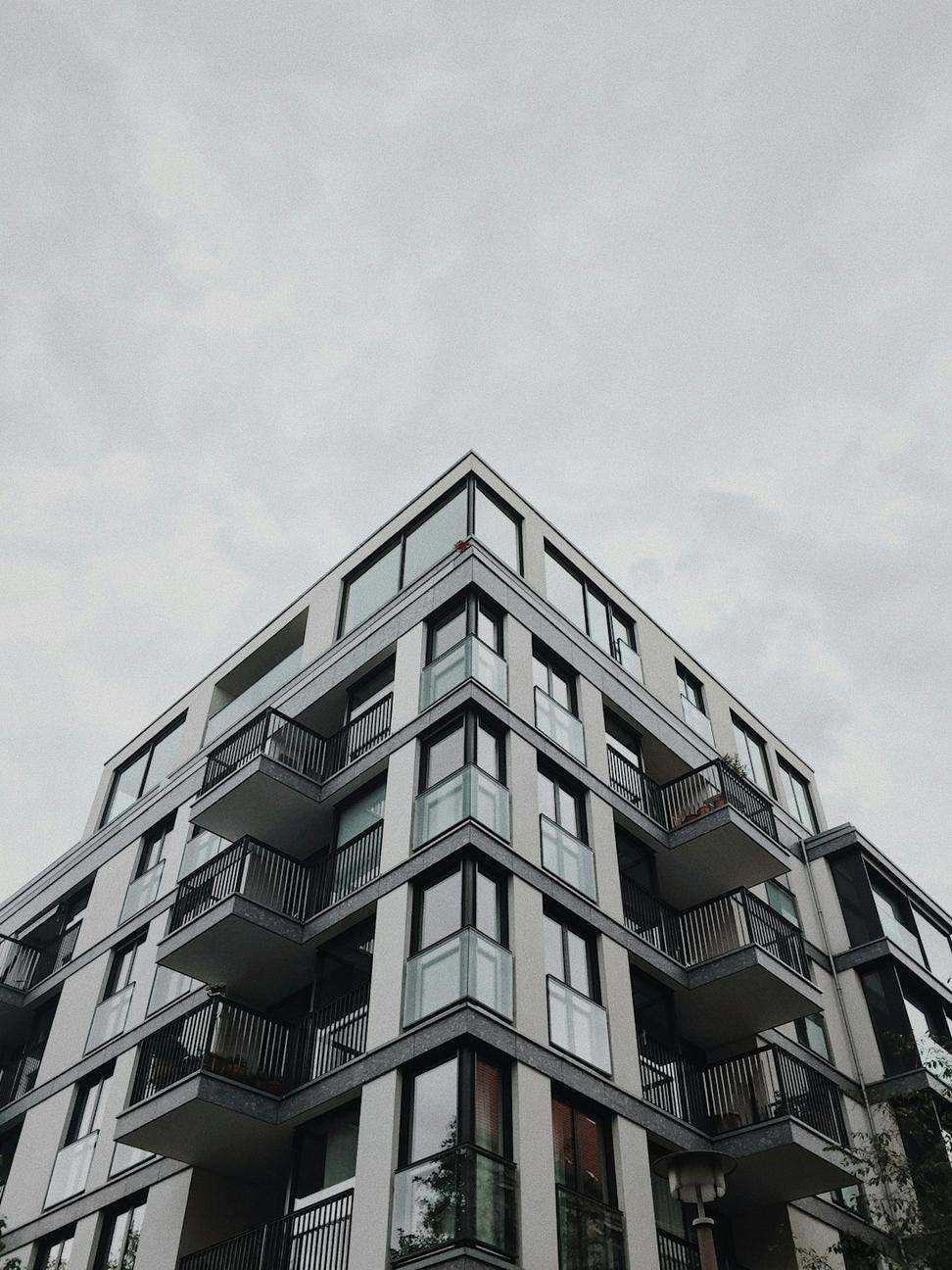 Waterfront Mixed-Use Tower
